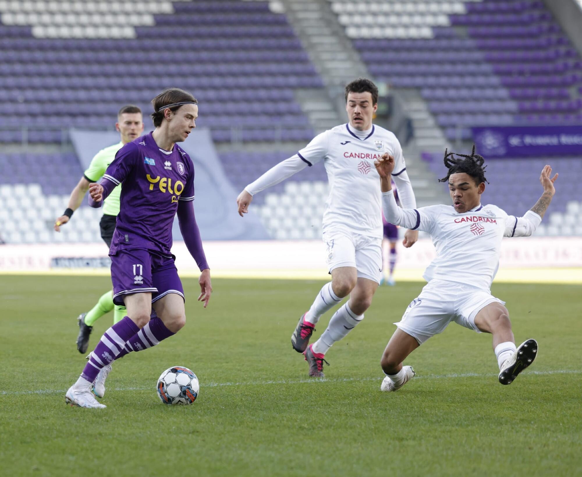 RSC Anderlecht Futures vs SK Beveren (02/12/2023) - King Baudouin Stadium